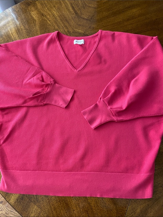 Hudson North Sweaters - Hudson North Women's V-Neck Sweater in Hot Pink
